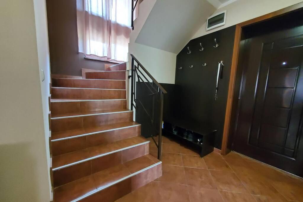 Двете Къщи В Планината Villa Beli Osum Ngoại thất bức ảnh