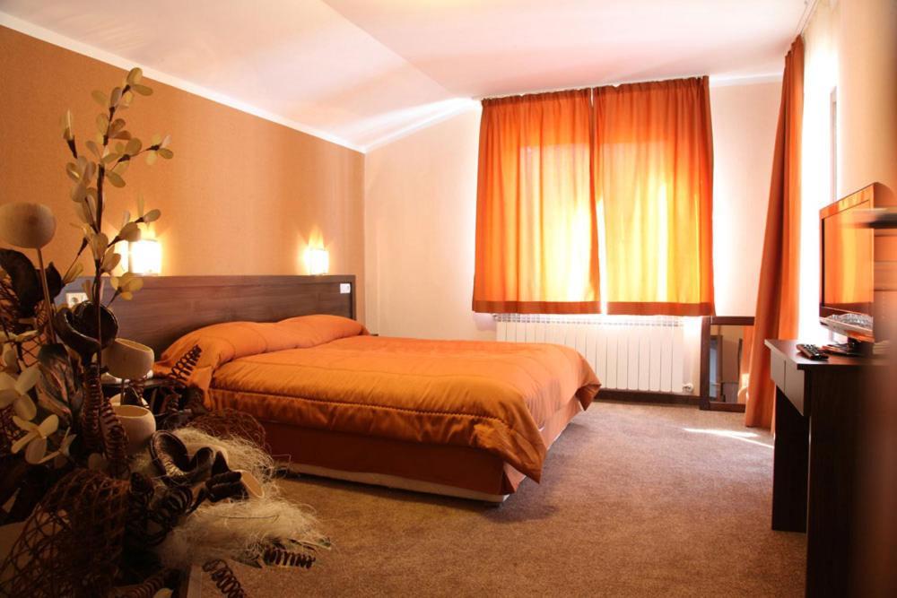 Двете Къщи В Планината Villa Beli Osum Ngoại thất bức ảnh